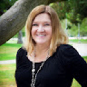 Meet your Posher, Kat lars